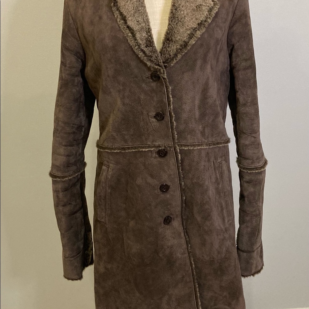 Express-Genuine Leather Womans Trenchcoat. - Picture 5 of 8